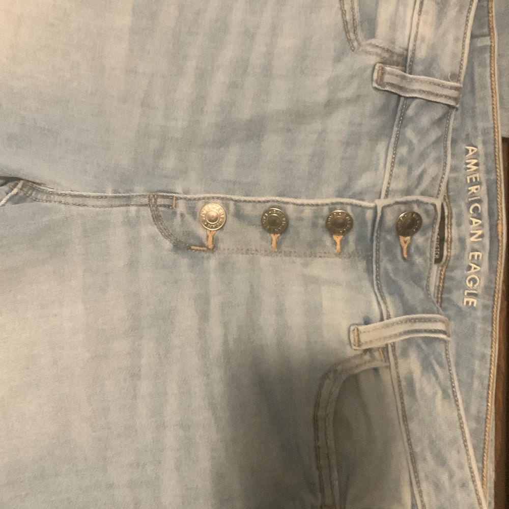 Women’s American Eagle button front jeans size US10